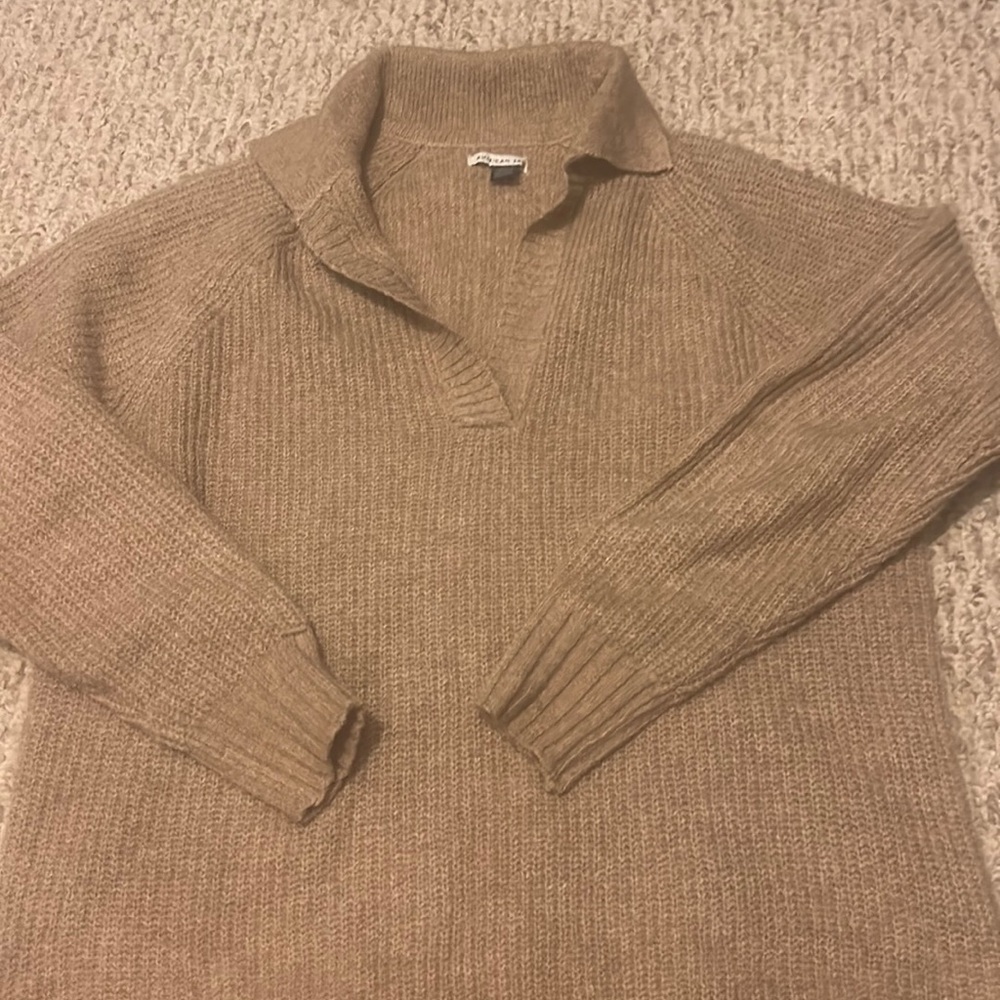 American eagle collared sweater - Picture 2 of 3